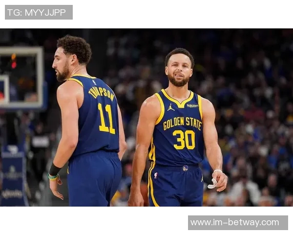 库里创历史第25次30分钟内得分255三分克莱紧随其后23次成第二